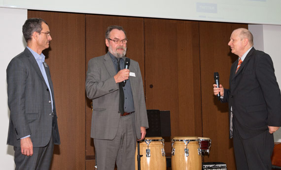 Dr. Copray mit Vorstandsmitglied Wolfgang Köhler und Generalsekretär Thierry Philipponnat von Finance Watch 