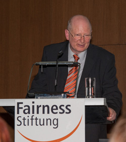 Dr. Norbert Copray, geschäftsführender Direktor der Fairness-Stiftung